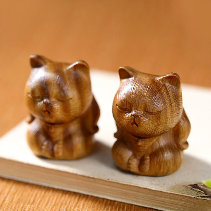 Buddha Stones Małe Mini Zielone Drzewo Sandałowe Szczęśliwy Kot Rzeźbione Uspokajające Dekoracje - image 1