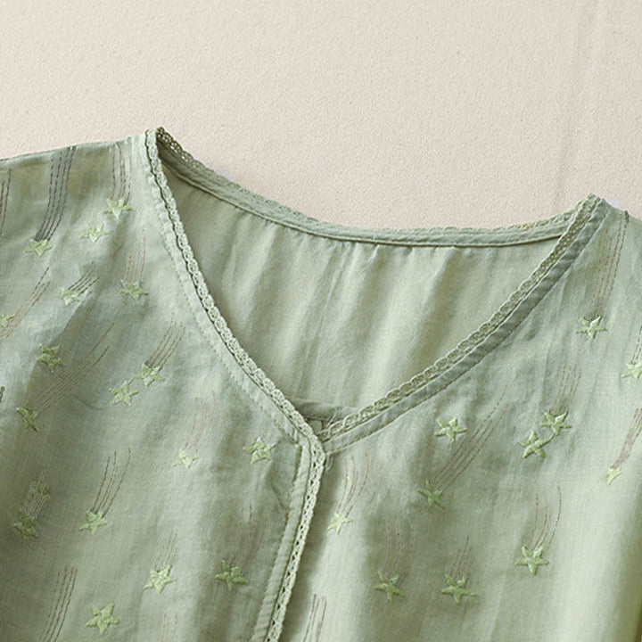 Koszula damska z haftem „Buddha Stones” z dekoltem w serek i krótkim rękawem, wykonana z bawełny i lnu