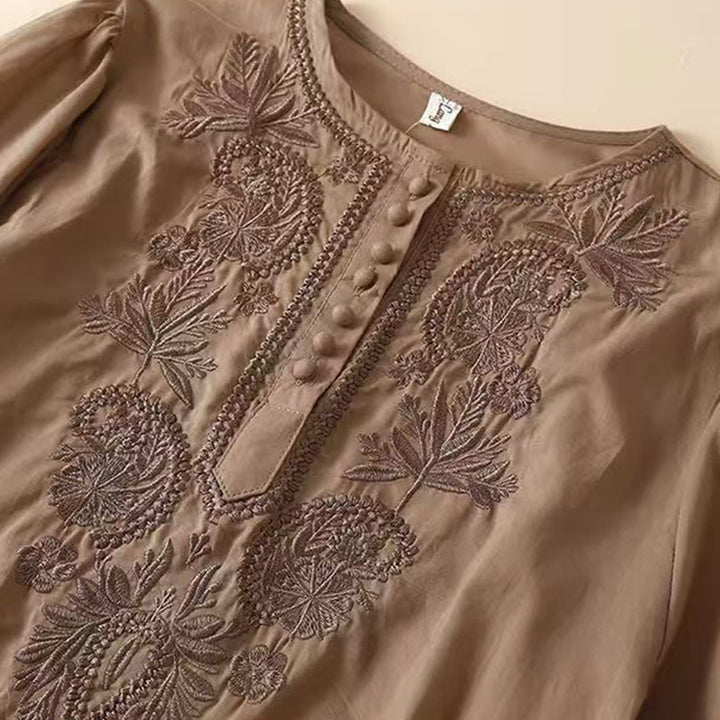 Koszula damska z haftowanym wzorem kwiatowym Buddha Stones Casual z okrągłym dekoltem i krótkim rękawem, wykonana z bawełny i lnu - image 2