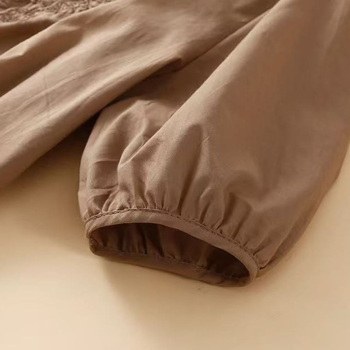 Koszula damska z haftowanym wzorem kwiatowym Buddha Stones Casual z okrągłym dekoltem i krótkim rękawem, wykonana z bawełny i lnu - image 4