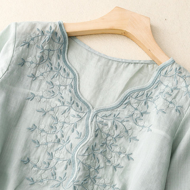 Buddha Stones Letnia swobodna haftowana kwiaty damska koszulka z dekoltem w serek z krótkim rękawem akrylowa