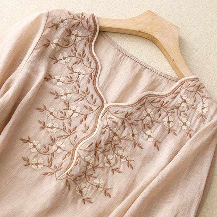 Buddha Stones Letnia swobodna haftowana kwiaty damska koszulka z dekoltem w serek z krótkim rękawem akrylowa