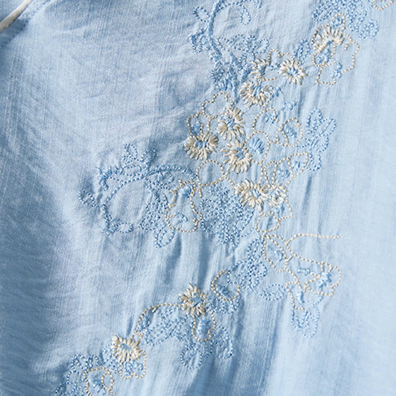 Koszula z bawełny lnianej z haftem w kwiaty w stylu casual dla kobiet zapinana na guziki żaby i kołnierzykiem skośnym - image 17