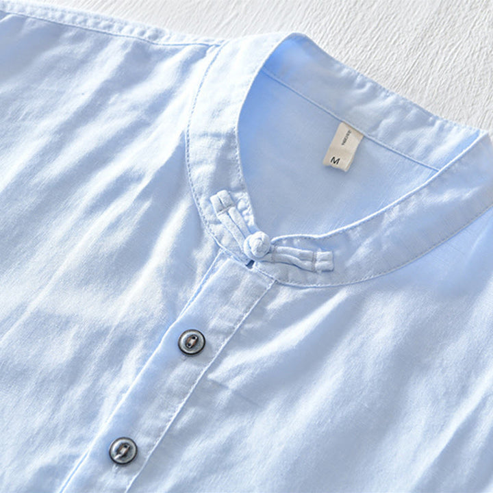 Koszula męska z krótkim rękawem z bawełny i lnu "Buddha Stones" w jednolitym kolorze, z kołnierzykiem stójkowym i półguzikami - image 19