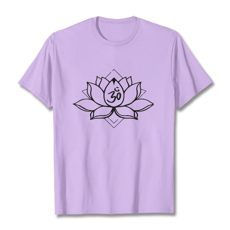 Koszulka z bawełny z motywem kwitnącego lotosu Om w sanskrycie z Buddha Stones - Śliwka - 2XL - image 16