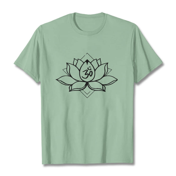 Koszulka z bawełny z motywem kwitnącego lotosu Om w sanskrycie z Buddha Stones - PaleGreen - 2XL - image 15
