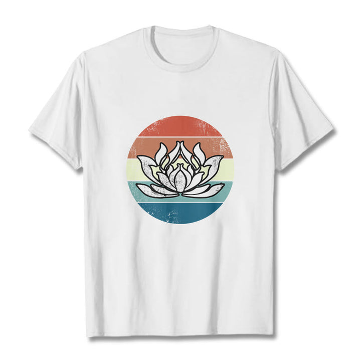 Koszulka z nadrukiem Buddha Stones Kwitnący Lotos Kolorowy Pasiasty Wzór Bawełniany T-shirt - Biały - 2XL - image 5