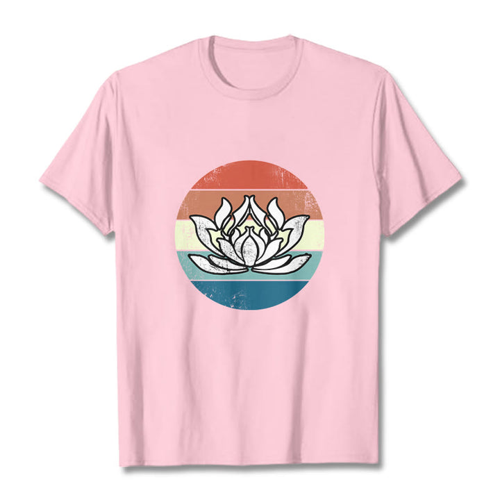 Koszulka z nadrukiem Buddha Stones Kwitnący Lotos Kolorowy Pasiasty Wzór Bawełniany T-shirt - Jasnoróżowy - 2XL - image 12
