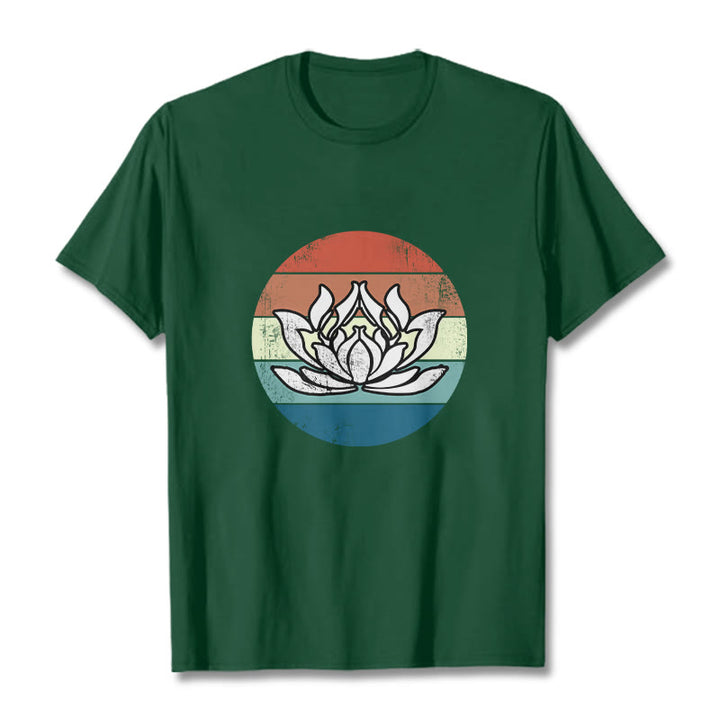Koszulka z nadrukiem Buddha Stones Kwitnący Lotos Kolorowy Pasiasty Wzór Bawełniany T-shirt - ForestGreen - 2XL - image 11