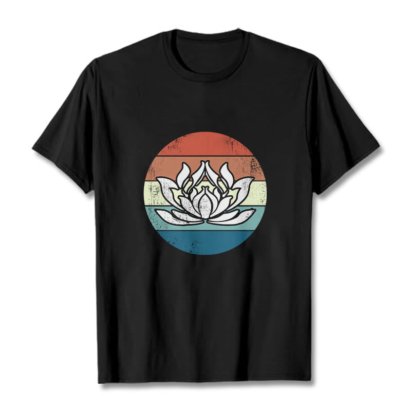 Koszulka z nadrukiem Buddha Stones Kwitnący Lotos Kolorowy Pasiasty Wzór Bawełniany T-shirt - Czarny - 2XL - image 0