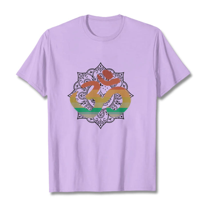 Buddha Stones Gradient-kolorowy Om Sanskryt Mandala Tło Wzór Bawełniana Koszulka T-shirt - Śliwka - 2XL - image 17