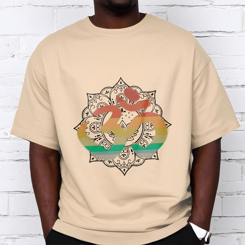 Buddha Stones Gradient-kolorowy Om Sanskryt Mandala Tło Wzór Bawełniana Koszulka T-shirt - image 11