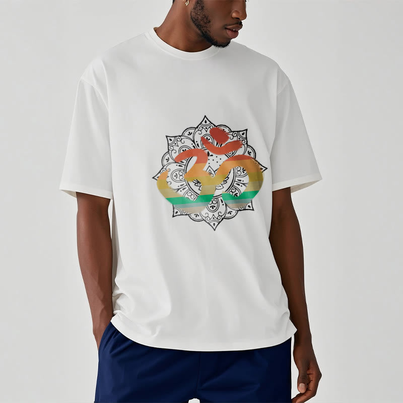 Buddha Stones Gradient-kolorowy Om Sanskryt Mandala Tło Wzór Bawełniana Koszulka T-shirt - image 5