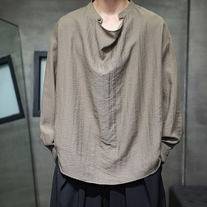 Koszula męska z długim rękawem z lnu Buddha Stones Spring Solid Color z plisowanym kołnierzykiem i wzorem Tang Suit - Ciemny Khaki - US/UK/AU46， EU56 (5XL) - image 0