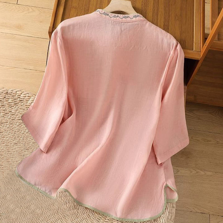 Koszula damska z bawełny i lnu z haftem kwiatowym w stylu etnicznym i kołnierzykiem ze stójką i guzikami w kształcie żaby - image 3