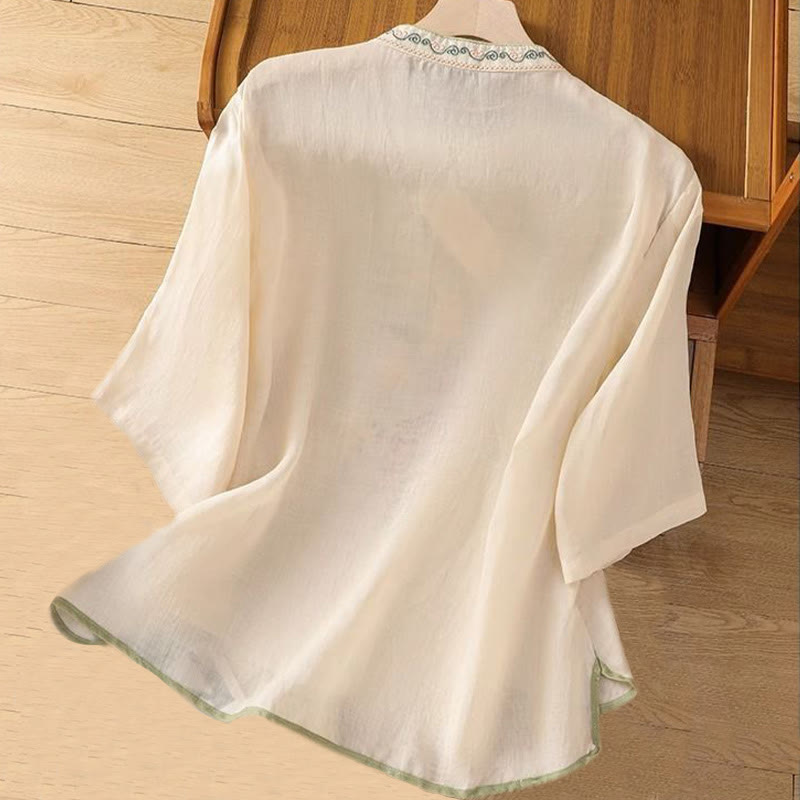 Koszula damska z bawełny i lnu z haftem kwiatowym w stylu etnicznym i kołnierzykiem ze stójką i guzikami w kształcie żaby - image 5