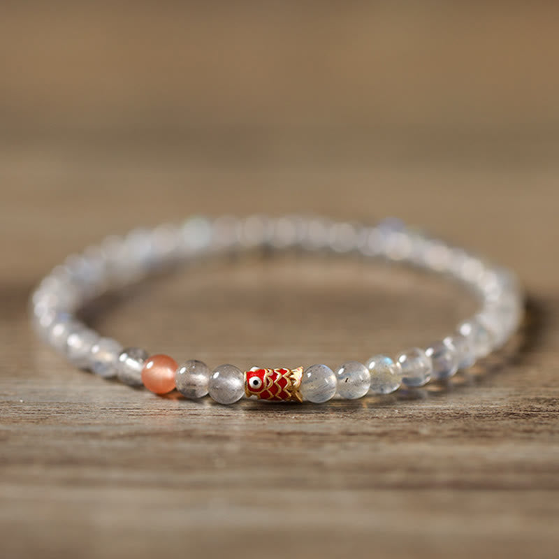 Bransoletka lecznicza z Buddha Stones Ultra-cienki kamień księżycowy Koi Fish