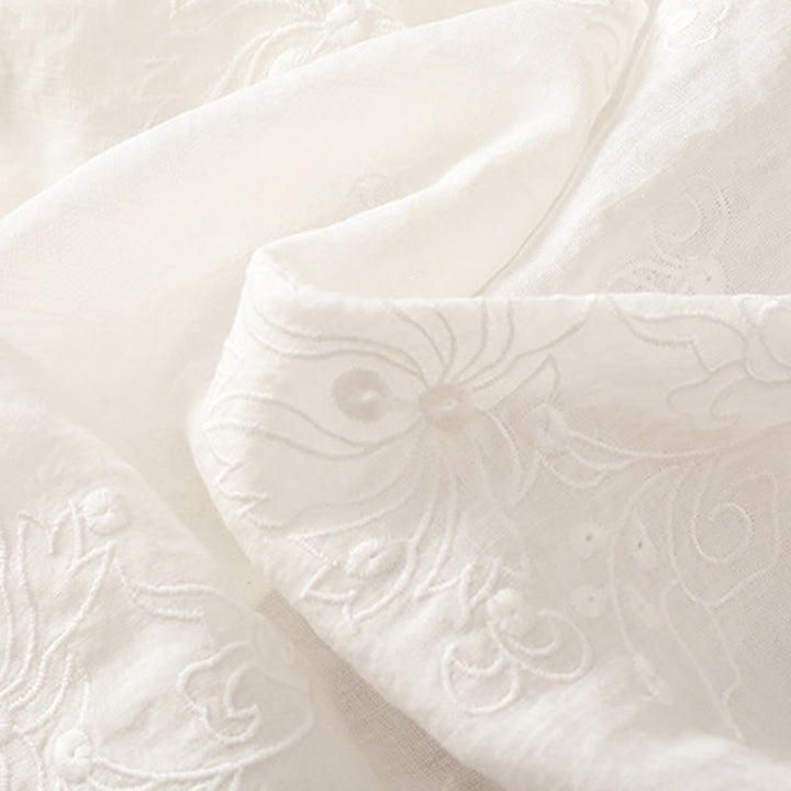 Koszula damska z bawełny i lnu z dekoltem w serek z motywem kamieni Buddha Stones w stylu vintage, z haftem roślinnym i kwiatowym - image 16