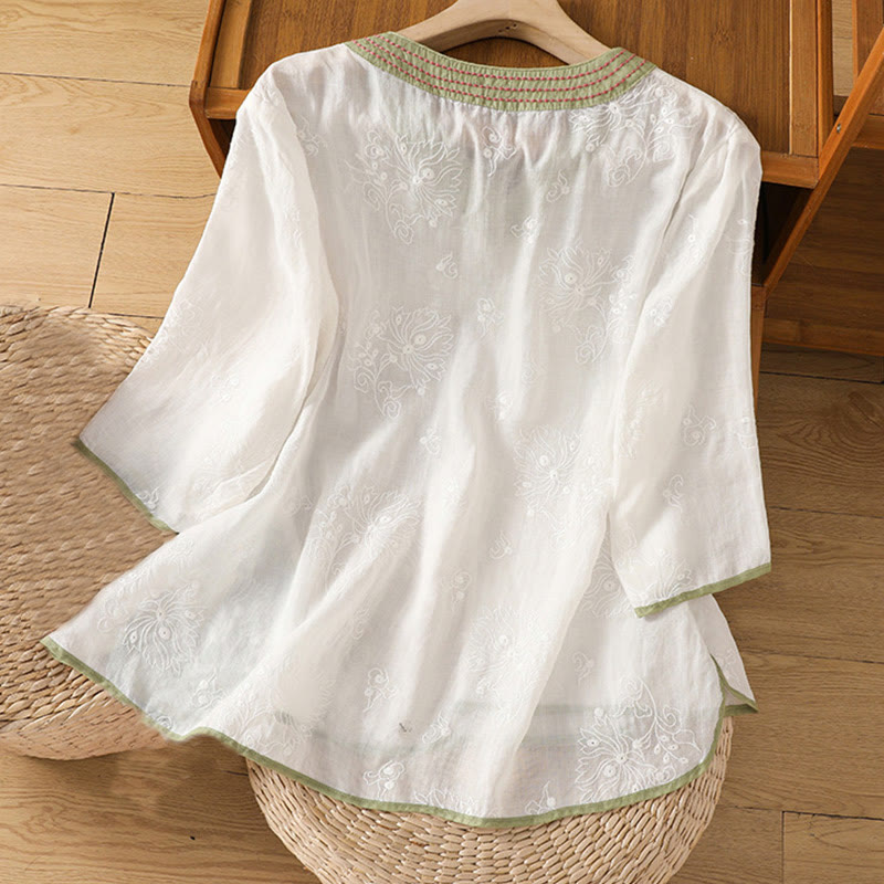 Koszula damska z bawełny i lnu z dekoltem w serek z motywem kamieni Buddha Stones w stylu vintage, z haftem roślinnym i kwiatowym - image 9