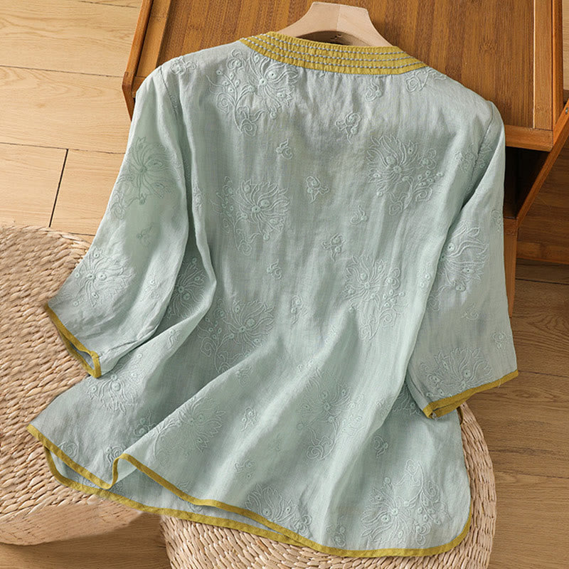 Koszula damska z bawełny i lnu z dekoltem w serek z motywem kamieni Buddha Stones w stylu vintage, z haftem roślinnym i kwiatowym - image 19