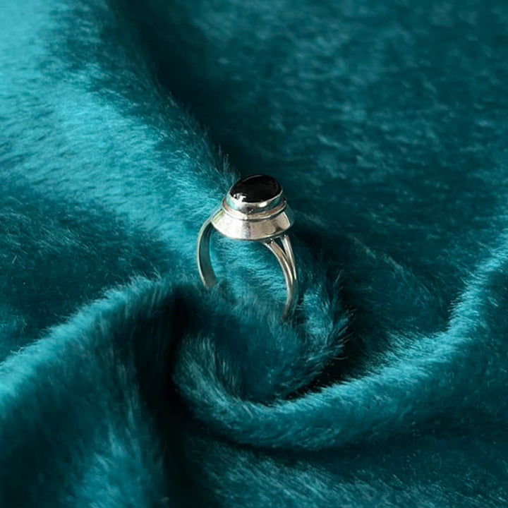 Pierścionek z regulowanym fortuną z Buddha Stones wykonany ze srebra próby 925 i czarnego onyksu - image 10
