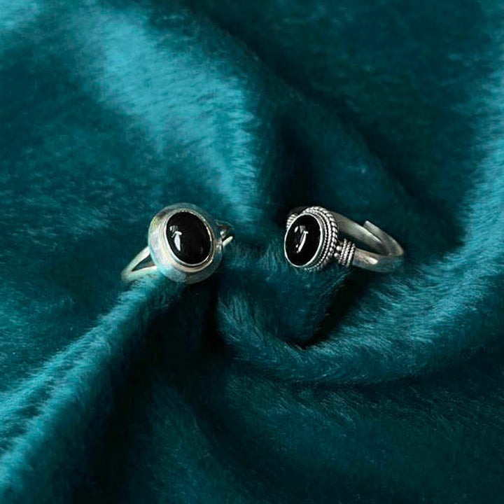 Pierścionek z regulowanym fortuną z Buddha Stones wykonany ze srebra próby 925 i czarnego onyksu - image 11