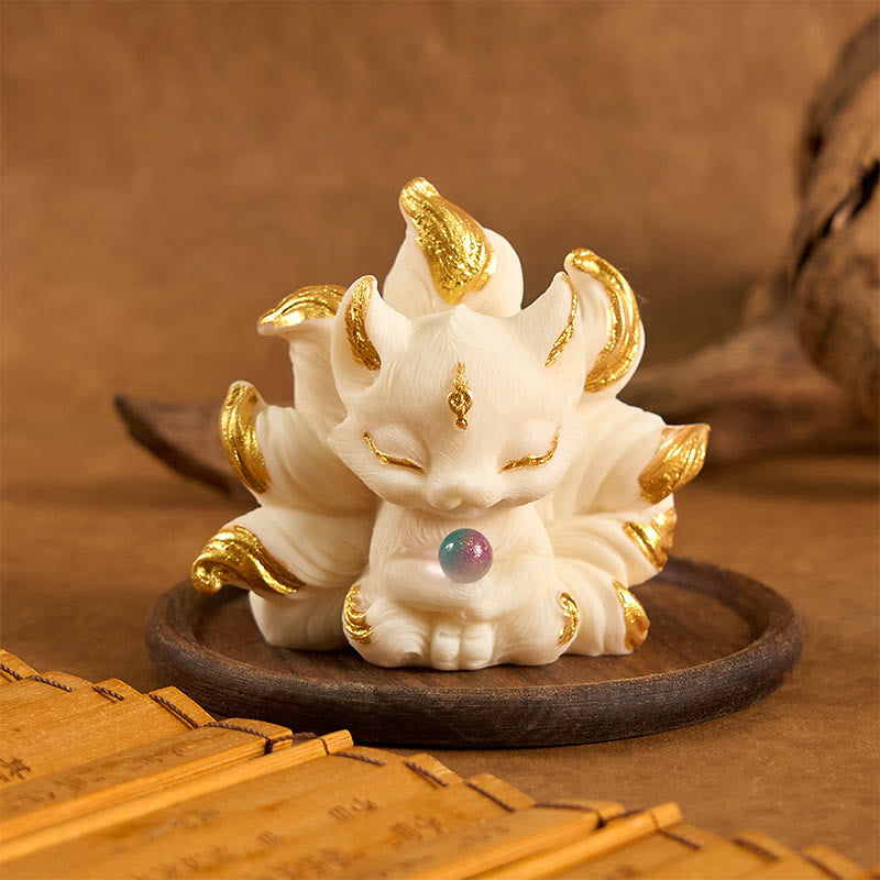 Buddha Stones Mały Dziewięcioogonowy Lis Rzeźbiony Kość Słoniowa Owoce Wsparcie Dekoracja Domu - Lis Złoty Ivory Fruit 7,5*5,5 cm - image 0