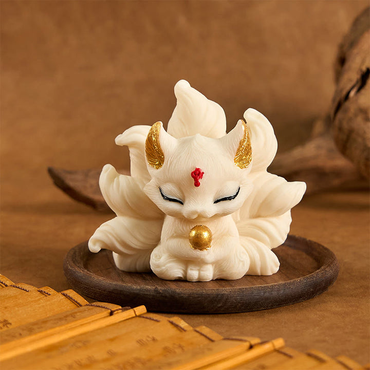 Buddha Stones Mały Dziewięcioogonowy Lis Rzeźbiony Kość Słoniowa Owoce Wsparcie Dekoracja Domu