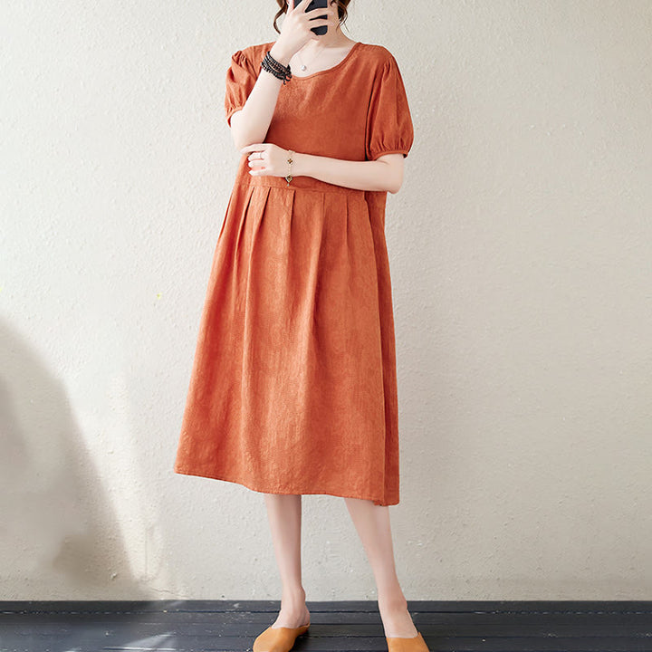 Sukienka midi Buddha Stones w jednolitym kolorze z żakardu z okrągłym dekoltem i krótkim bufiastym rękawem z bawełny i lnu - image 3