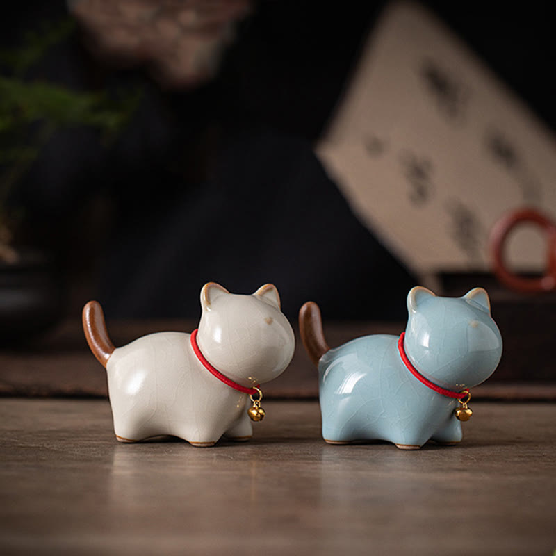 Buddha Stones Mini Szczęśliwy Uroczy Stojący Kot Czerwony Sznur Dzwonek Ceramiczna Figurka Dekoracja - image 1