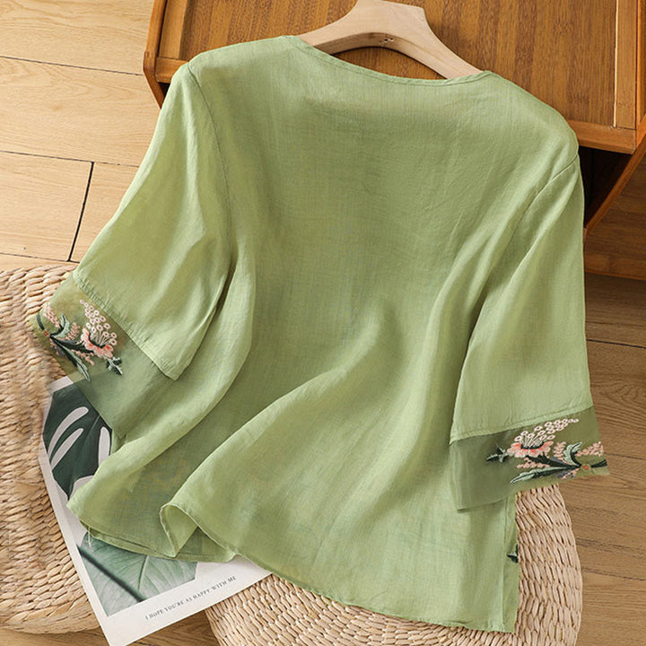 Koszula damska z krótkim rękawem i okrągłym dekoltem z haftem kwiatowym Buddha Stones Frog-Button Polyester Half Sleeve