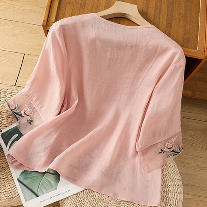 Koszula damska z krótkim rękawem i okrągłym dekoltem z haftem kwiatowym Buddha Stones Frog-Button Polyester Half Sleeve