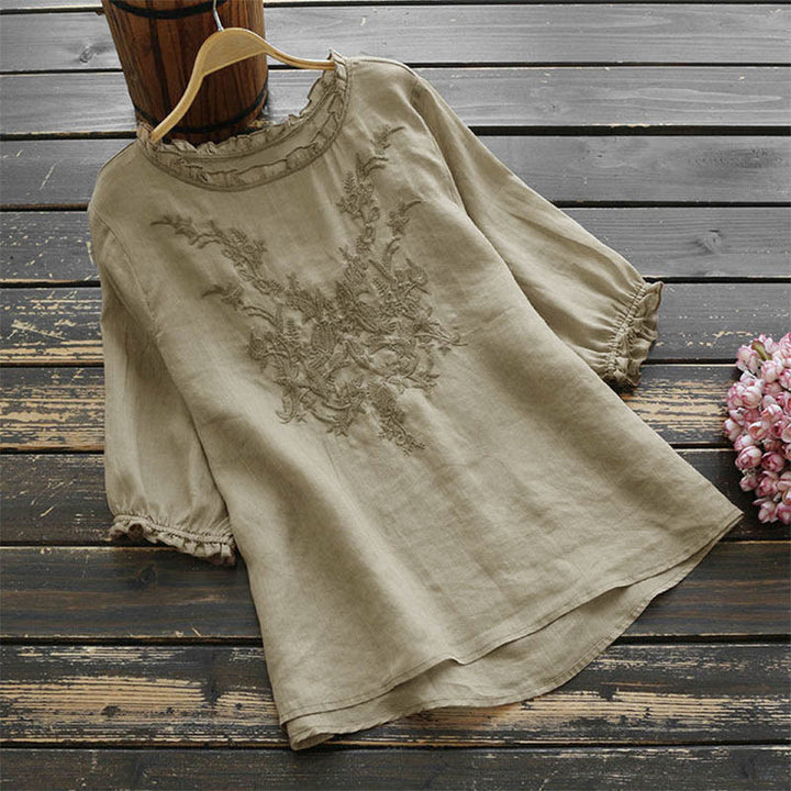 Koszulka damska z okrągłym dekoltem i haftem kwiatowym „Buddha Stones” - BurlyWood - US14, UK/AU18, EU46 (4XL) - image 0