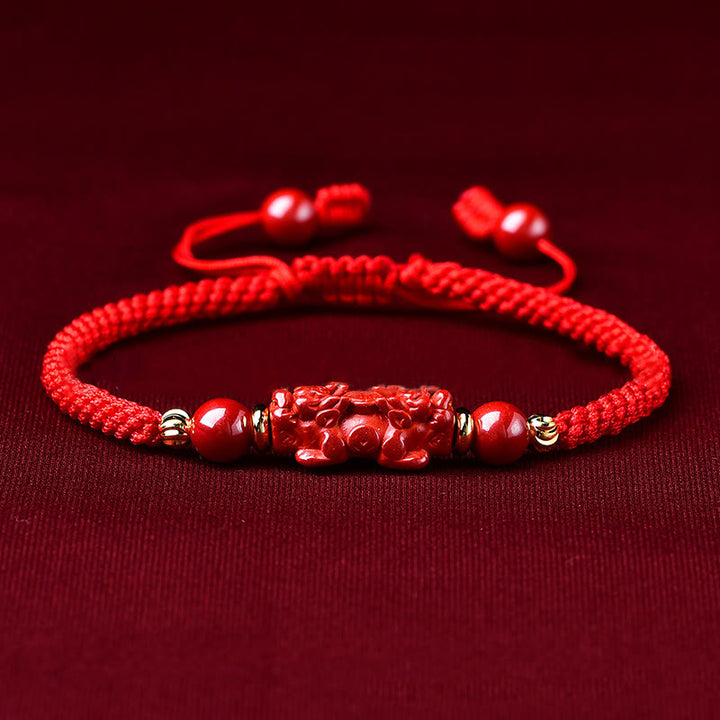 Buddha Stones Ręcznie robione PiXiu Cinnabar Ruyi Stick Wealth Luck Bransoletka pleciona - Cinnabar PiXiu (obwód nadgarstka: 14-19 cm) - image 0