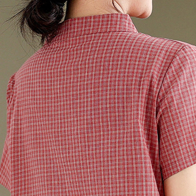 Sukienka midi w kratę z krótkim rękawem i żabim guzikiem z bawełny i lnu w stylu cheongsam z motywem Buddha Stones - image 5