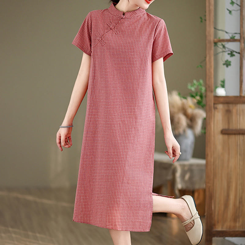 Sukienka midi w kratę z krótkim rękawem i żabim guzikiem z bawełny i lnu w stylu cheongsam z motywem Buddha Stones - image 3
