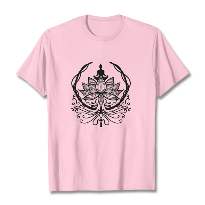Buddha Stones Medytacja Budda Siedzący Wewnątrz Kwiatu Lotosu Koszulka T-shirt - Jasnoróżowy - 2XL - image 12