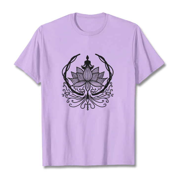 Buddha Stones Medytacja Budda Siedzący Wewnątrz Kwiatu Lotosu Koszulka T-shirt - Śliwka - 2XL - image 16