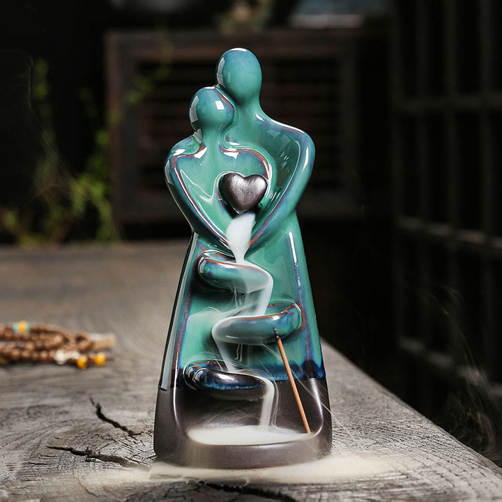 Buddha Stones Kochankowie Para Przytulają Miłość Ceramiczna Fontanna Dymna Zwrotna Uzdrawiająca Kadzielnica Dekoracja - 7,3*7,4*17,4 cm - image 1