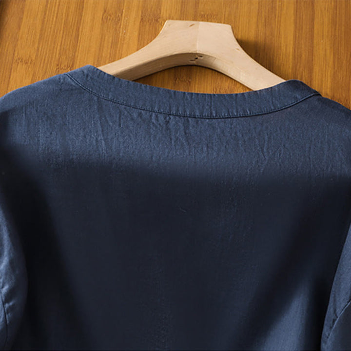 Damska koszulka z krótkim rękawem i haftowanym kwiatowym motywem „Buddha Stones” - image 3