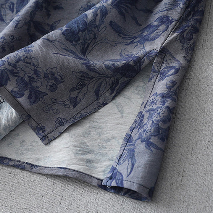 Sukienka midi z bawełny z nadrukiem w kwiaty i Buddha Stones , z żabim guzikiem i krótkim rękawem, kołnierzykiem typu stójka - image 7