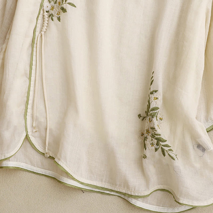 Koszula damska bawełniana z okrągłym dekoltem i rękawami 3/4, z haftowanymi zielonymi liśćmi i motywem kwiatów Buddha Stones w kolorze beżowym - image 5