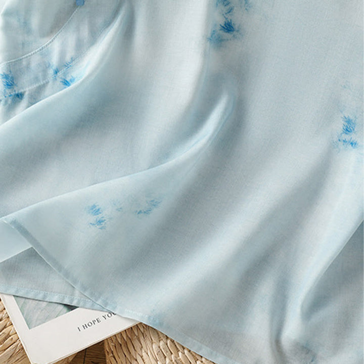 Koszula damska bez rękawów z jasnoniebieskim nadrukiem „ Buddha Stones” z żabim guzikiem - image 10