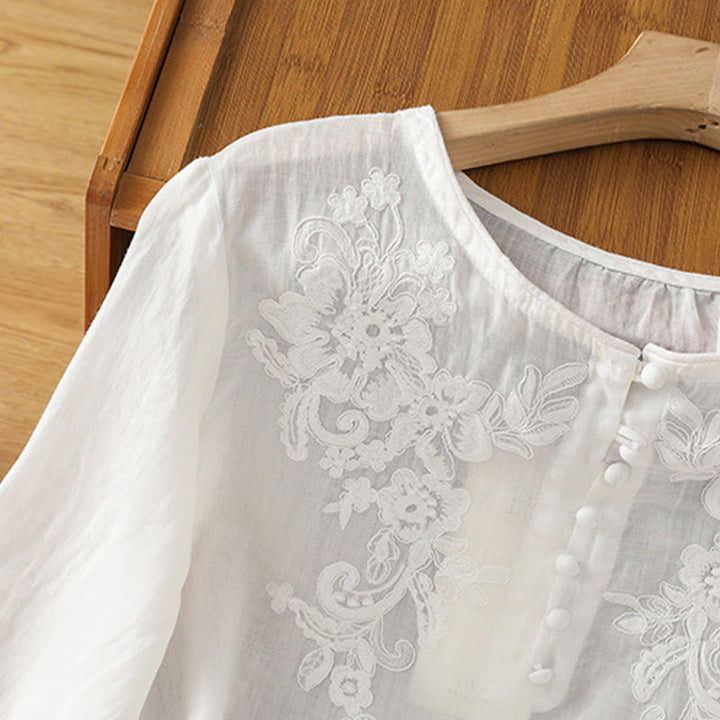 Koszula damska bawełniana z haftowanymi guzikami i okrągłym dekoltem, z rękawami trzy czwarte, z motywem Buddha Stones i pnączy - image 13