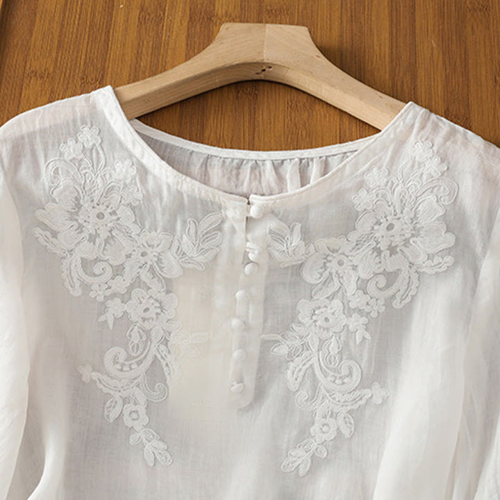 Koszula damska bawełniana z haftowanymi guzikami i okrągłym dekoltem, z rękawami trzy czwarte, z motywem Buddha Stones i pnączy - image 11