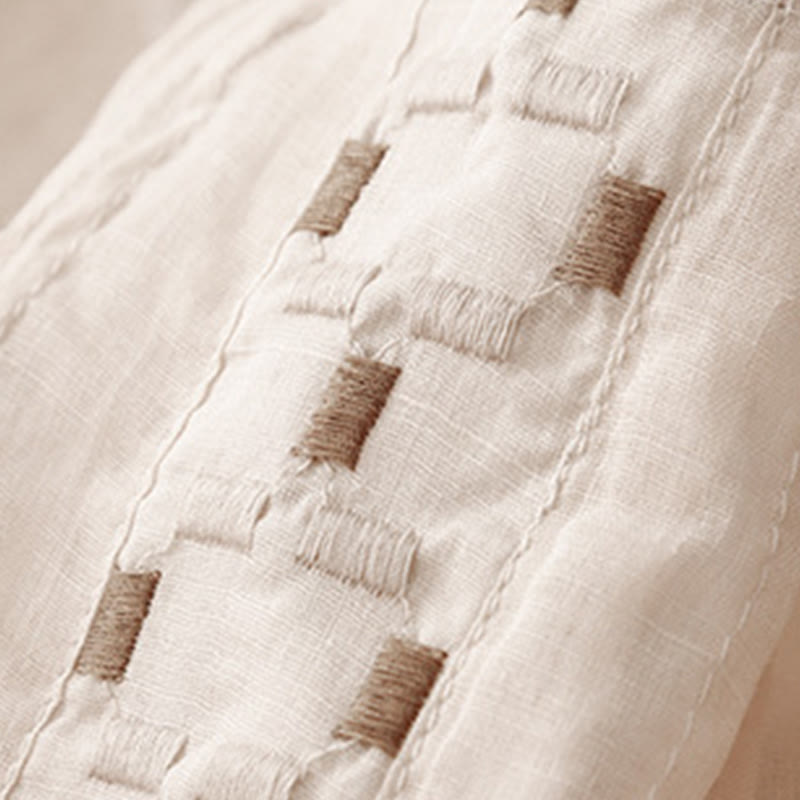 Damska bawełniana lniana koszulka z krótkim rękawem i haftowanymi Buddha Stones , z okrągłym dekoltem i plisami - image 4