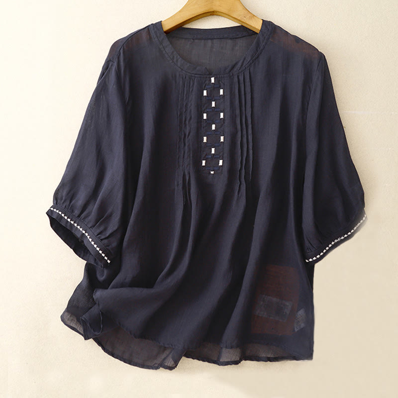 Damska bawełniana lniana koszulka z krótkim rękawem i haftowanymi Buddha Stones , z okrągłym dekoltem i plisami - MidnightBlue - US14, UK/AU18, EU46 (2XL) - image 11