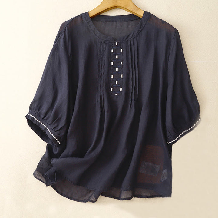 Damska bawełniana lniana koszulka z krótkim rękawem i haftowanymi Buddha Stones , z okrągłym dekoltem i plisami - MidnightBlue - US14, UK/AU18, EU46 (2XL) - image 11