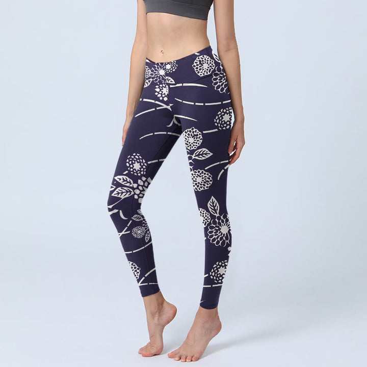 Legginsy do jogi damskie z nadrukiem chryzantem i Buddha Stones w kolorze białym - Czarny - US18, UK/AU22, EU50 (4XL) - image 1