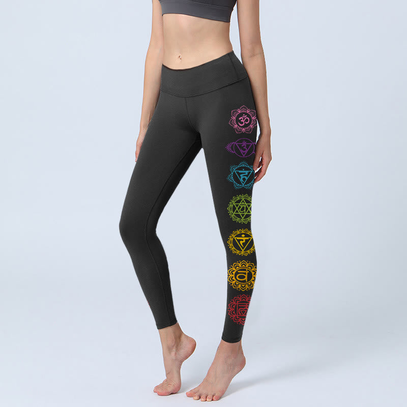 Legginsy do jogi damskie z nadrukiem w Buddha Stones z symbolem OM i sanskryckimi znakami - Czarny - US18, UK/AU22, EU50 (4XL) - image 1